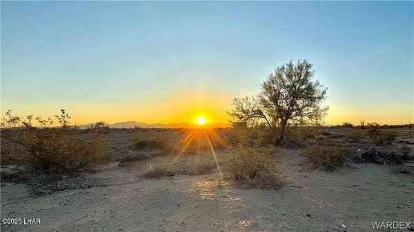 2.5 Acres of Residential Land for Sale in Yucca, Arizona