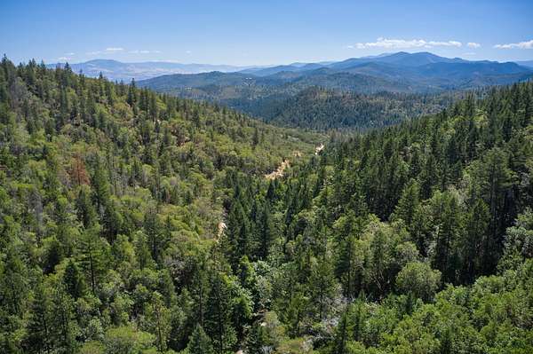 30.6 Acres of Recreational Land for Sale in Jacksonville, Oregon