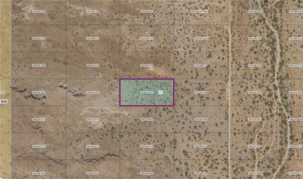 1.25 Acres of Land for Sale in Golden Valley, Arizona
