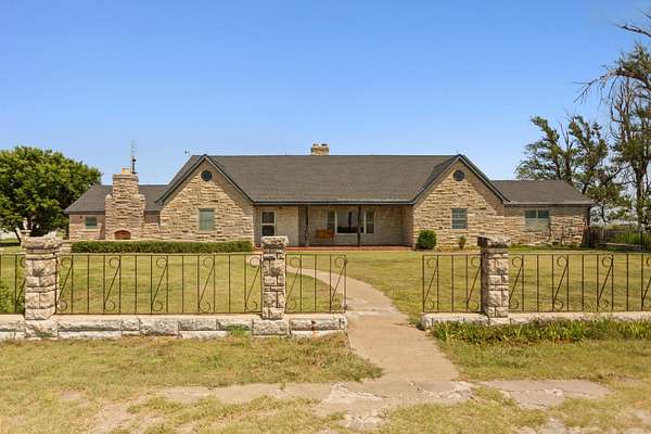 20.3 Acres of Land with Home for Sale in Spearman, Texas