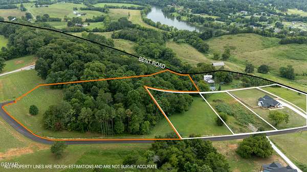 5 Acres of Residential Land for Sale in Kodak, Tennessee