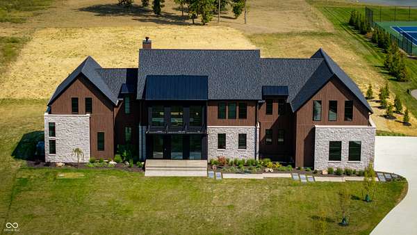2.39 Acres of Residential Land with Home for Sale in Zionsville, Indiana