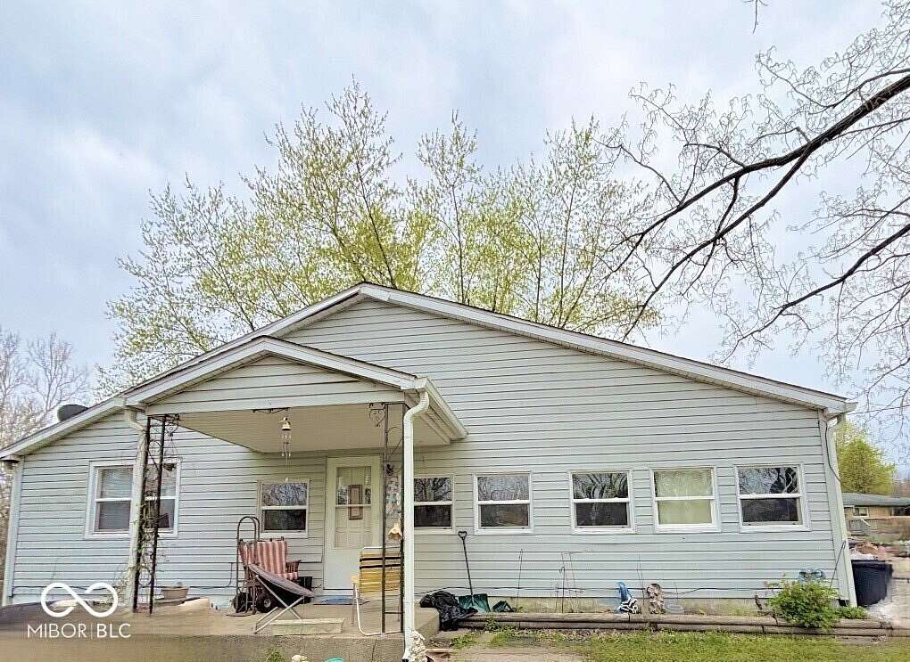 1.6 Acres of Residential Land with Home for Sale in Camby, Indiana