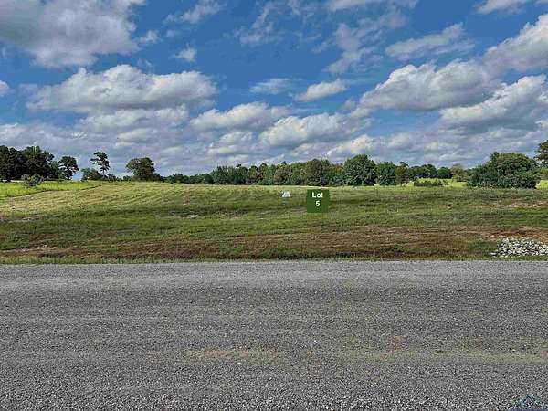 5 Acres of Residential Land for Sale in Big Sandy, Texas