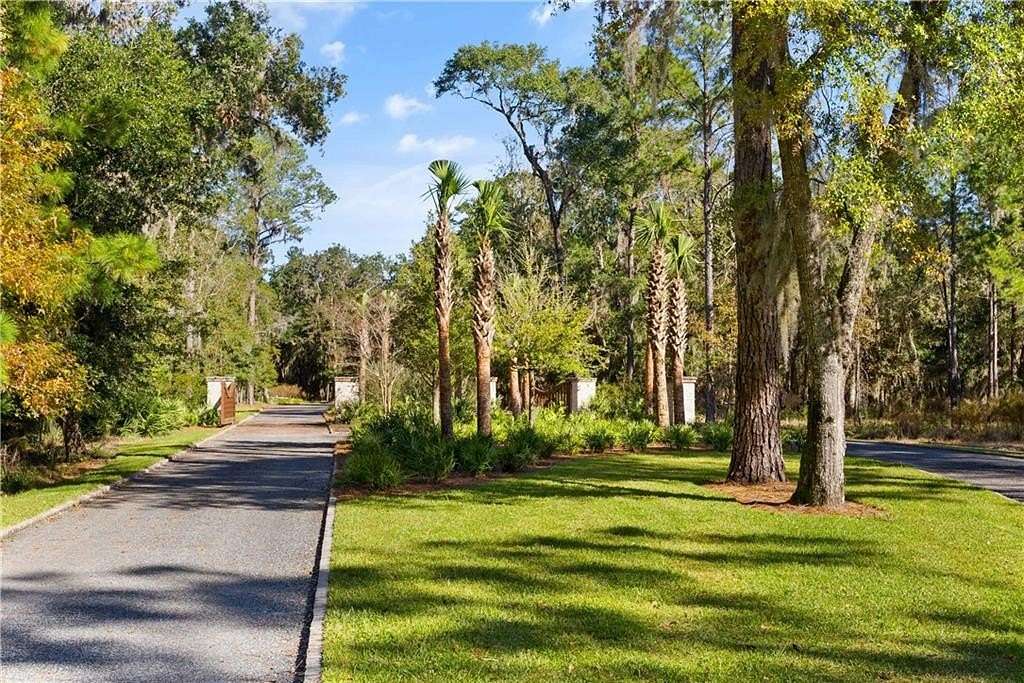 18.7 Acres of Land for Sale in Saint Simons Island, Georgia