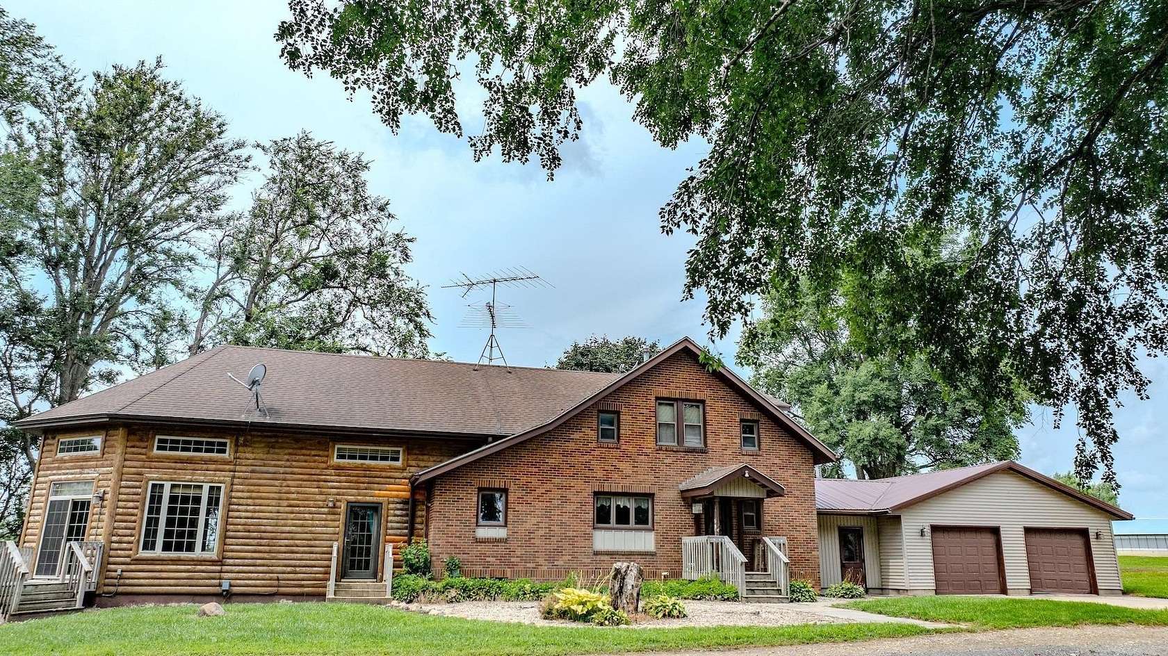 5.5 Acres of Residential Land with Home for Sale in Ackley, Iowa