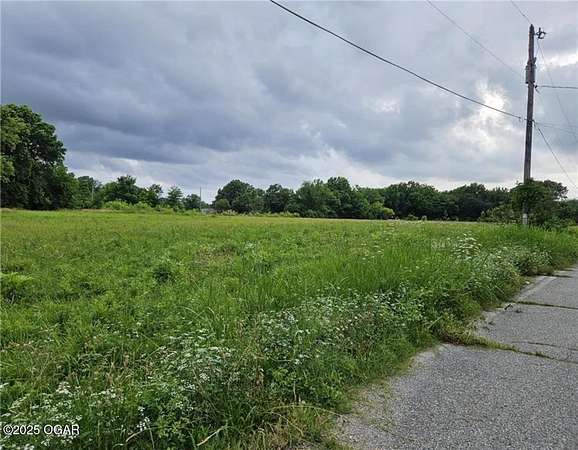 2 Acres of Residential Land for Sale in Pittsburg, Kansas