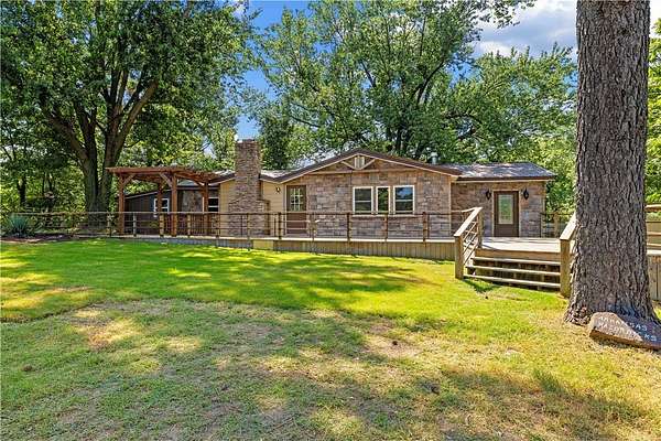 7 Acres of Land with Home for Sale in Hiwasse, Arkansas