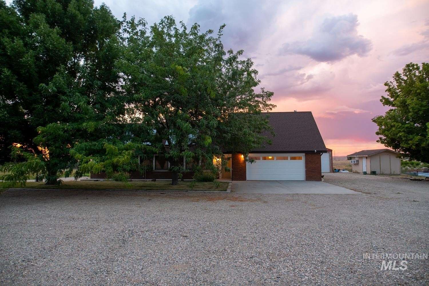 37.4 Acres of Agricultural Land with Home for Sale in New Plymouth, Idaho