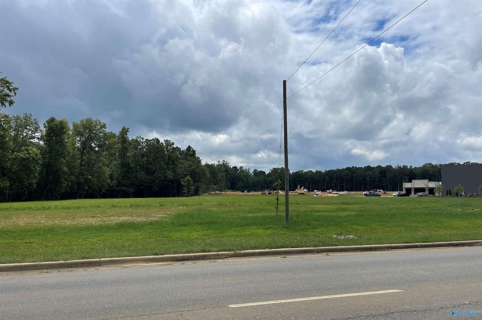 0.9 Acres of Commercial Land for Sale in Rainbow City, Alabama