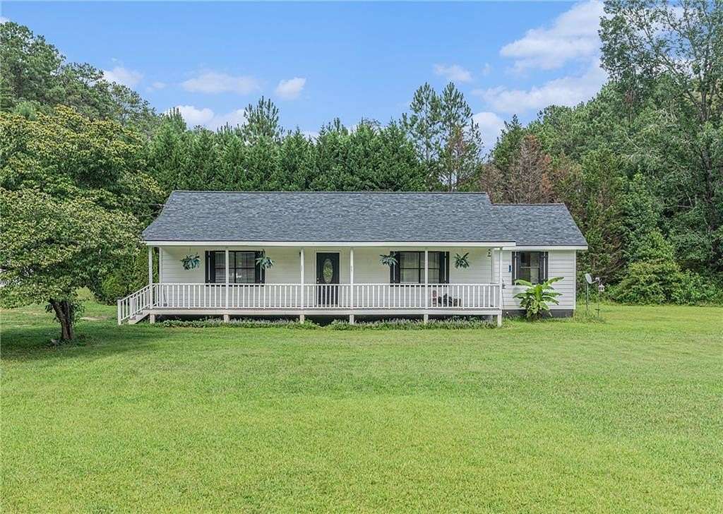 1.73 Acres of Residential Land with Home for Sale in McDonough, Georgia