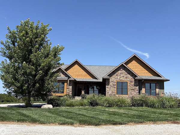 10.4 Acres of Land with Home for Sale in Red Oak, Iowa