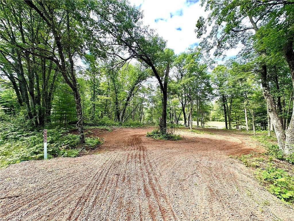 1 Acre of Land for Sale in Holcombe, Wisconsin