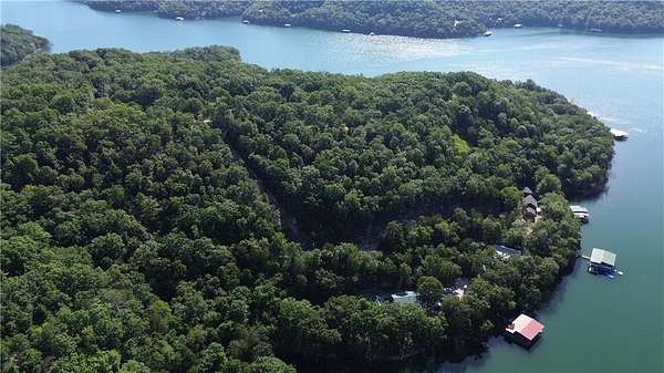 7.3 Acres of Residential Land with Home for Sale in Garfield, Arkansas