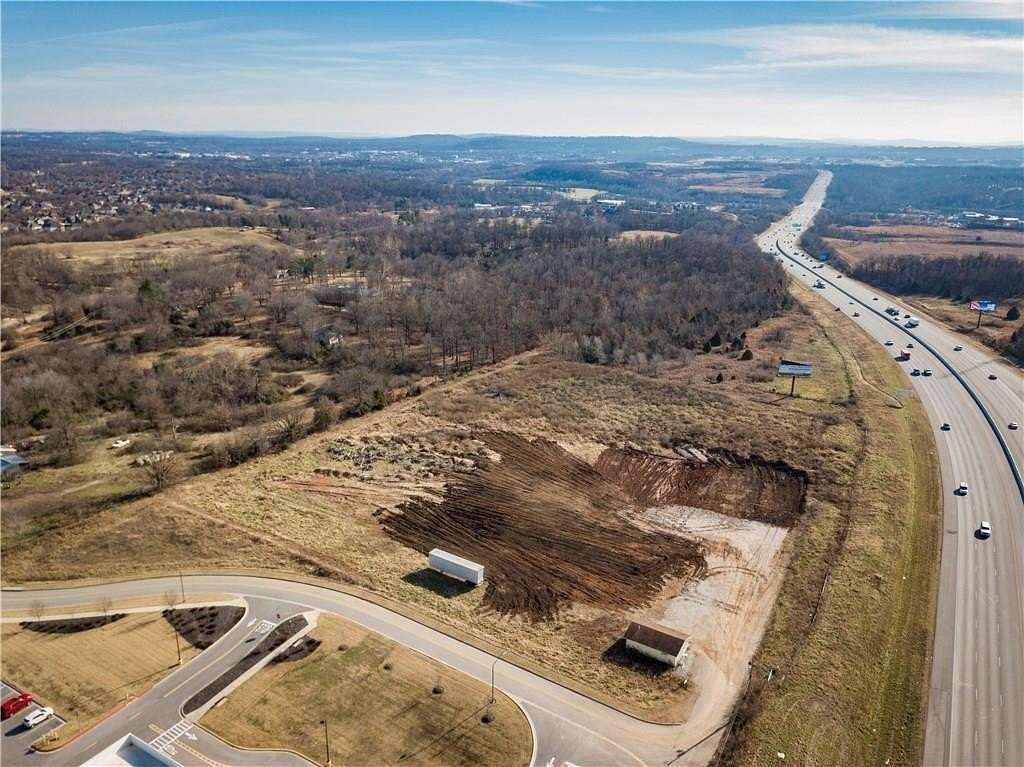 8 Acres of Commercial Land for Sale in Springdale, Arkansas
