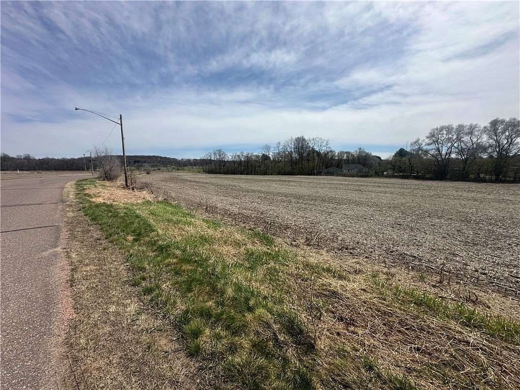 5.76 Acres of Commercial Land for Sale in Chippewa Falls, Wisconsin