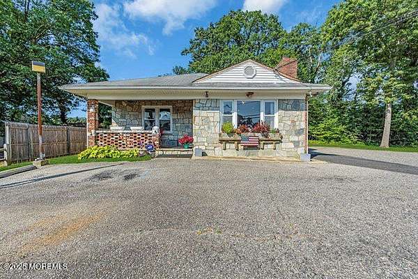 0.93 Acres of Commercial Land for Sale in Howell, New Jersey