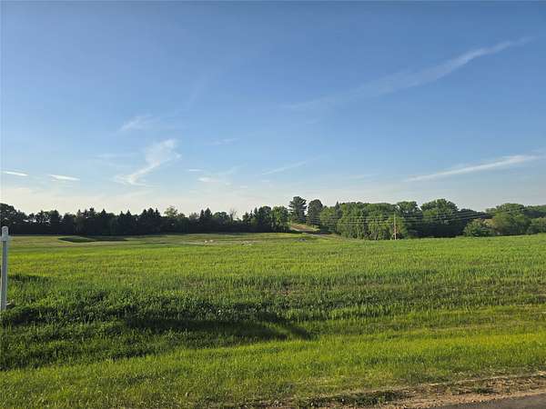 0.72 Acres of Residential Land for Sale in Eau Claire, Wisconsin