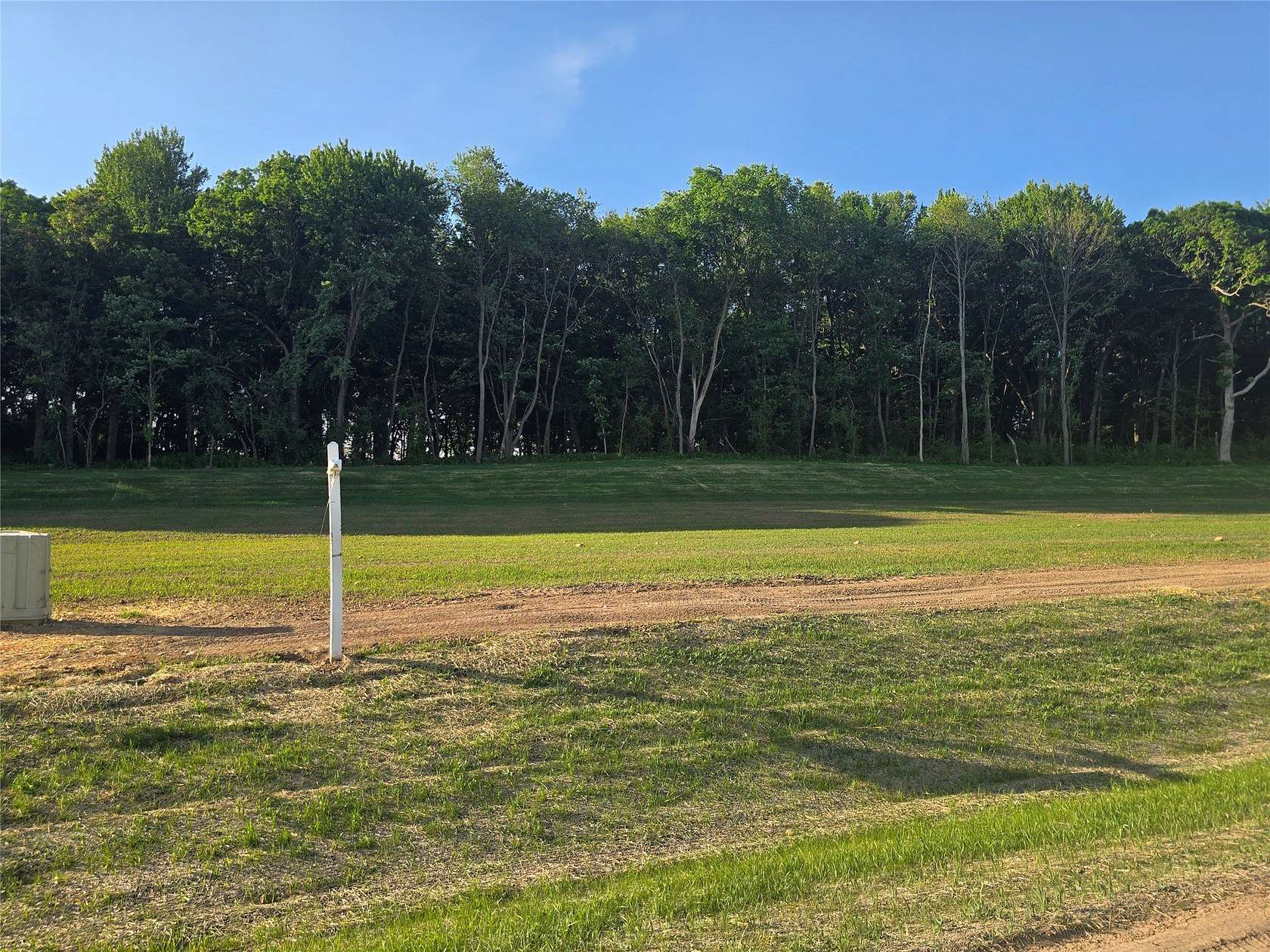 0.94 Acres of Residential Land for Sale in Eau Claire, Wisconsin