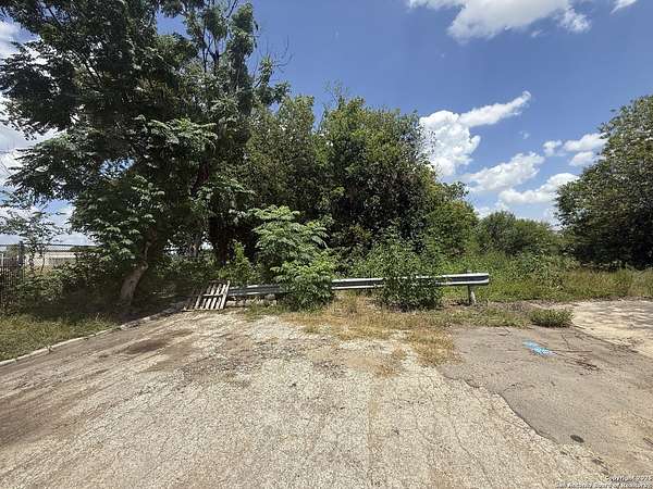 3 Acres of Commercial Land for Sale in San Antonio, Texas