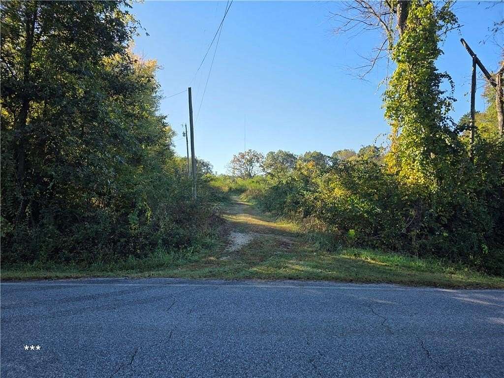 9.16 Acres of Residential Land for Sale in Farmington, Arkansas