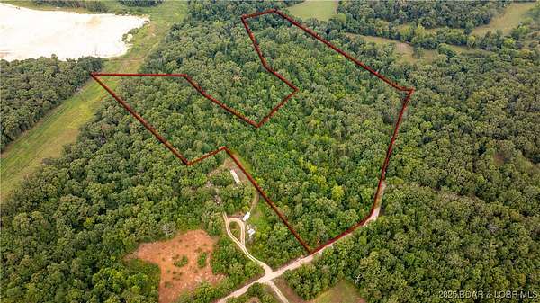 17.4 Acres of Recreational Land for Sale in Versailles, Missouri