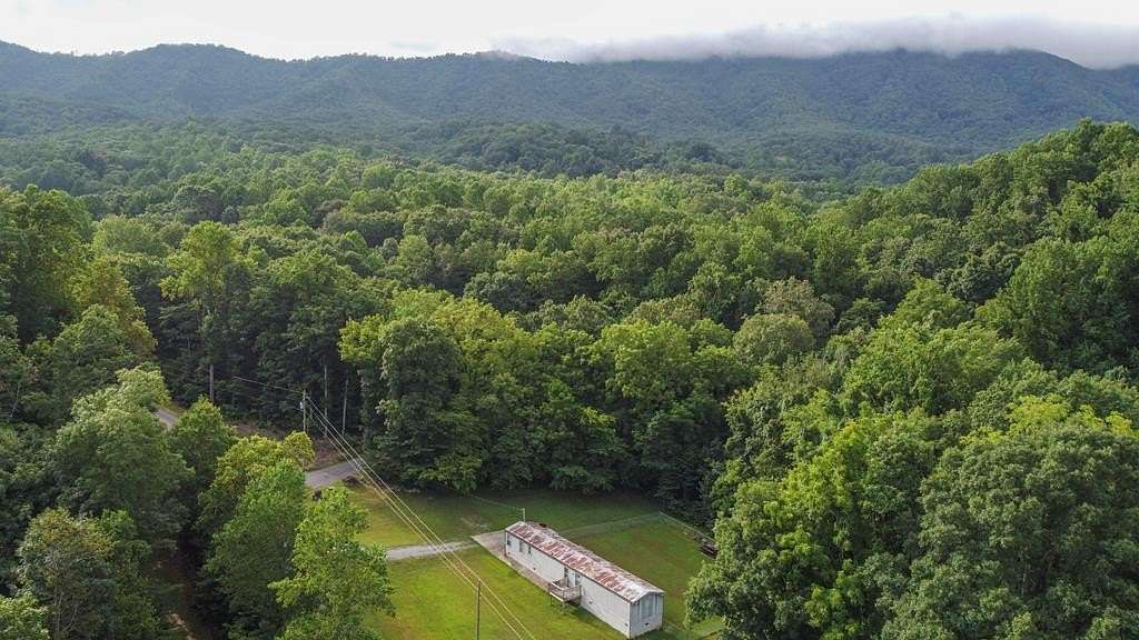 6.3 Acres of Residential Land with Home for Sale in Dandridge, Tennessee