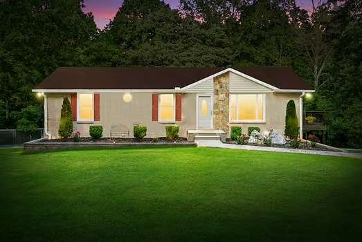 5.7 Acres of Residential Land with Home for Sale in Chapmansboro, Tennessee