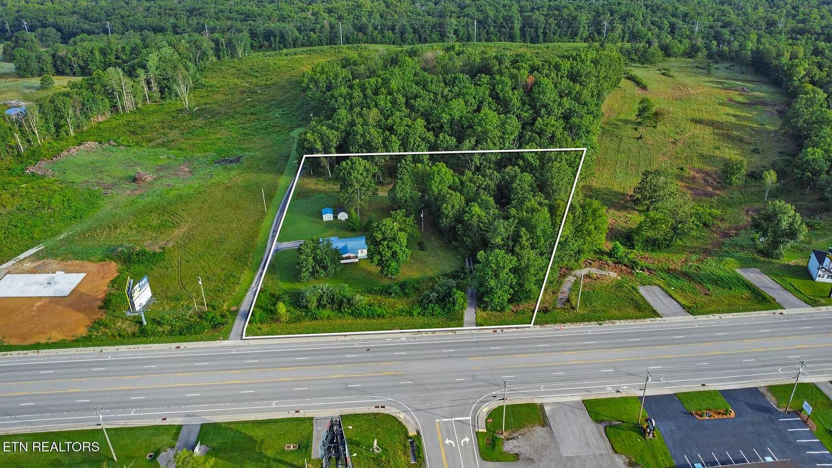 3.38 Acres of Improved Mixed-Use Land for Sale in Crossville, Tennessee