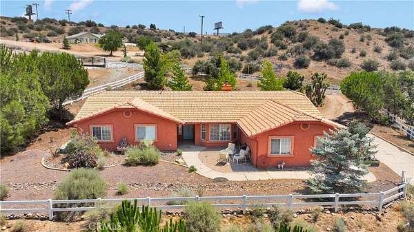 2.27 Acres of Residential Land with Home for Sale in Oak Hills, California
