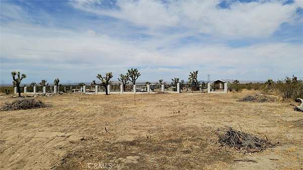 4.4 Acres of Land for Sale in Llano, California