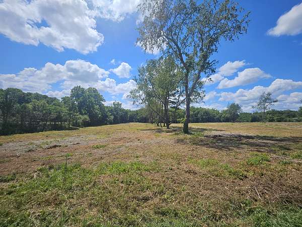 2.62 Acres of Residential Land for Sale in Murfreesboro, Tennessee