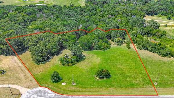 4 Acres of Residential Land for Sale in Corsicana, Texas