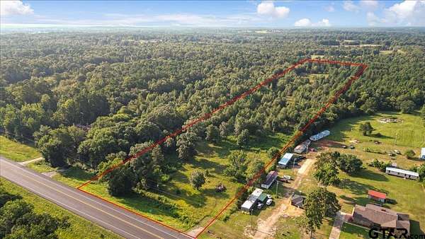 12.7 Acres of Land for Sale in Tyler, Texas
