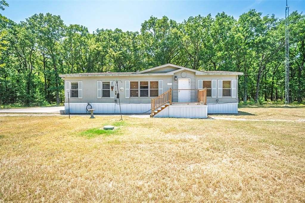 3.6 Acres of Residential Land with Home for Sale in West Tawakoni, Texas