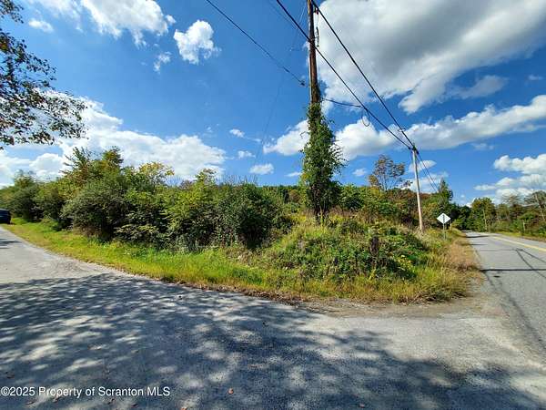 1 Acre of Residential Land for Sale in Factoryville, Pennsylvania