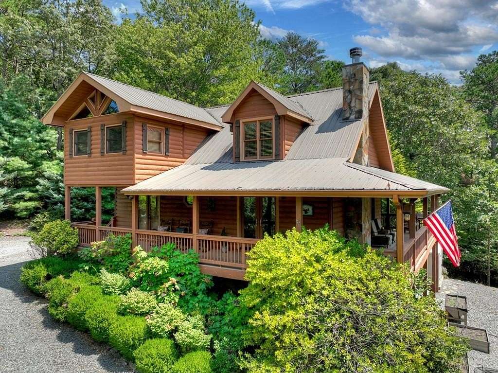 2.5 Acres of Residential Land with Home for Sale in Blue Ridge, Georgia