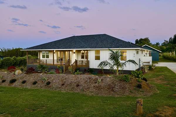 2.48 Acres of Residential Land with Home for Sale in Haʻikū, Hawaii