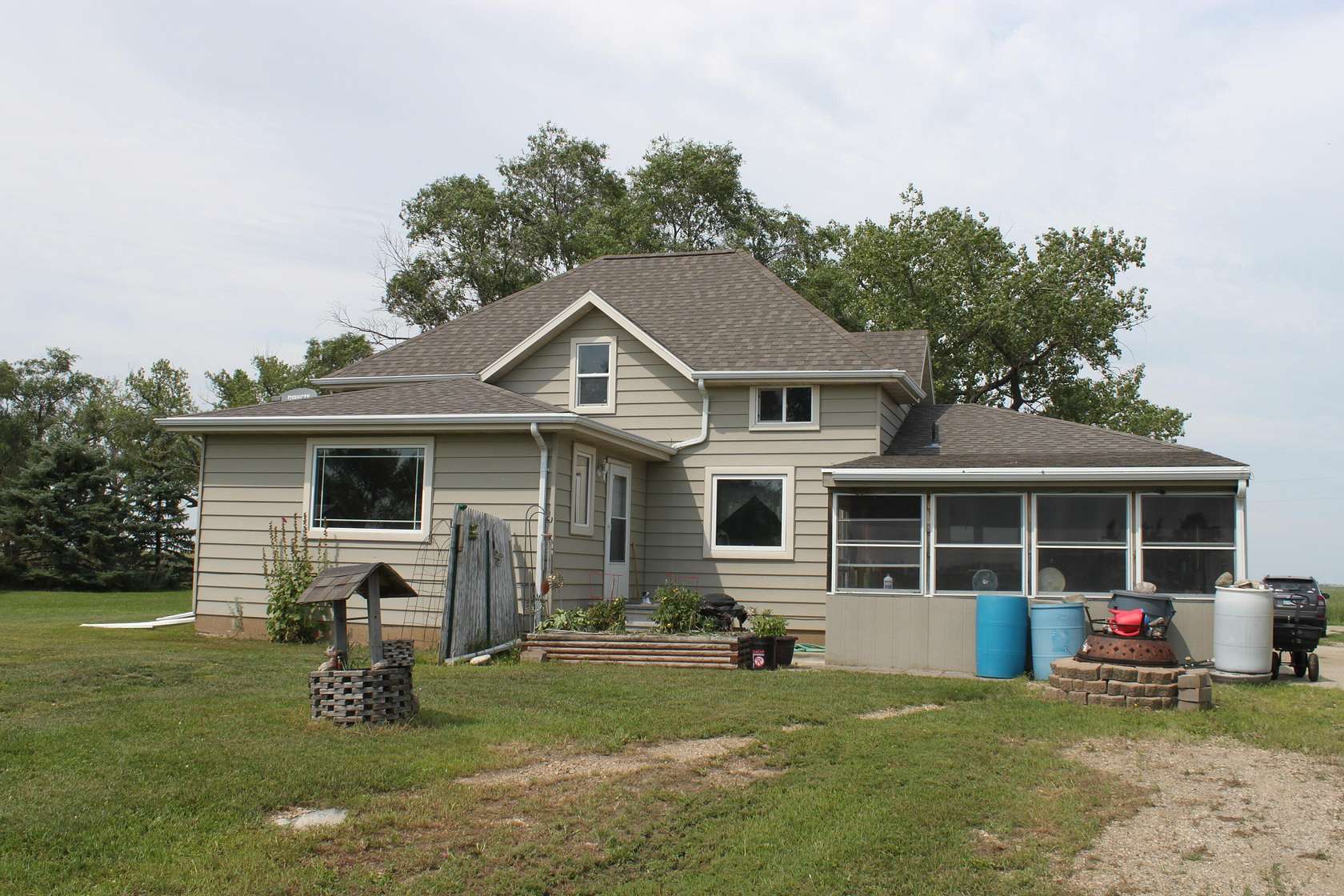 10 Acres of Land with Home for Sale in Mina, South Dakota