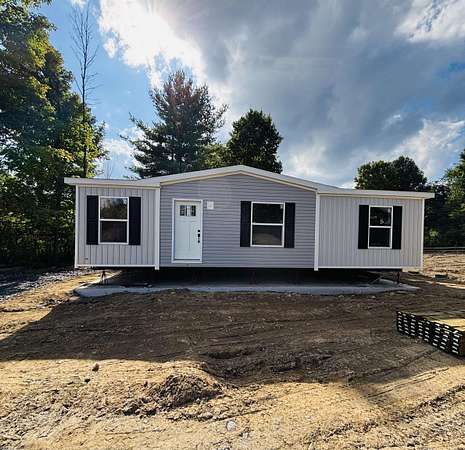 7.4 Acres of Residential Land with Home for Sale in Alburgh, Vermont