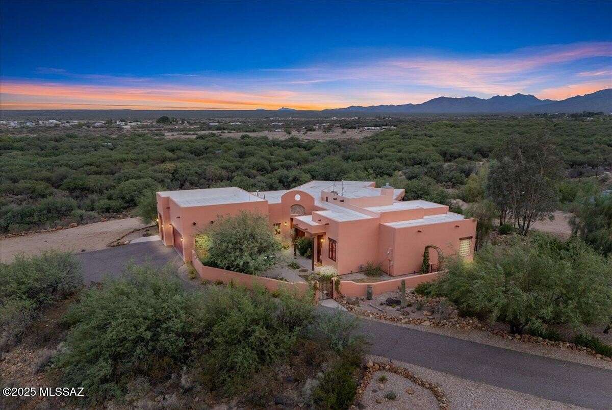 3.66 Acres of Residential Land with Home for Sale in Safford, Arizona