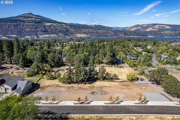 Residential Land for Sale in Hood River, Oregon