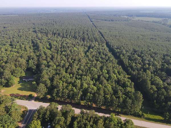 13.7 Acres of Recreational Land & Farm for Sale in McCormick, South Carolina