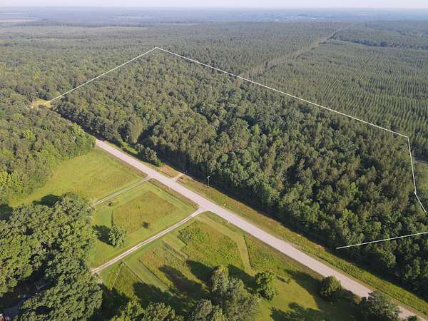 7 Acres of Agricultural Land for Sale in McCormick, South Carolina