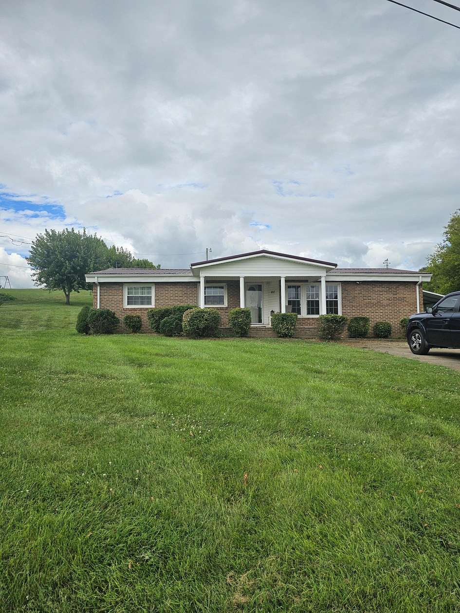 1.83 Acres of Residential Land with Home for Sale in Greeneville, Tennessee