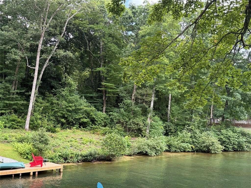 0.84 Acres of Land for Sale in Lake Toxaway, North Carolina