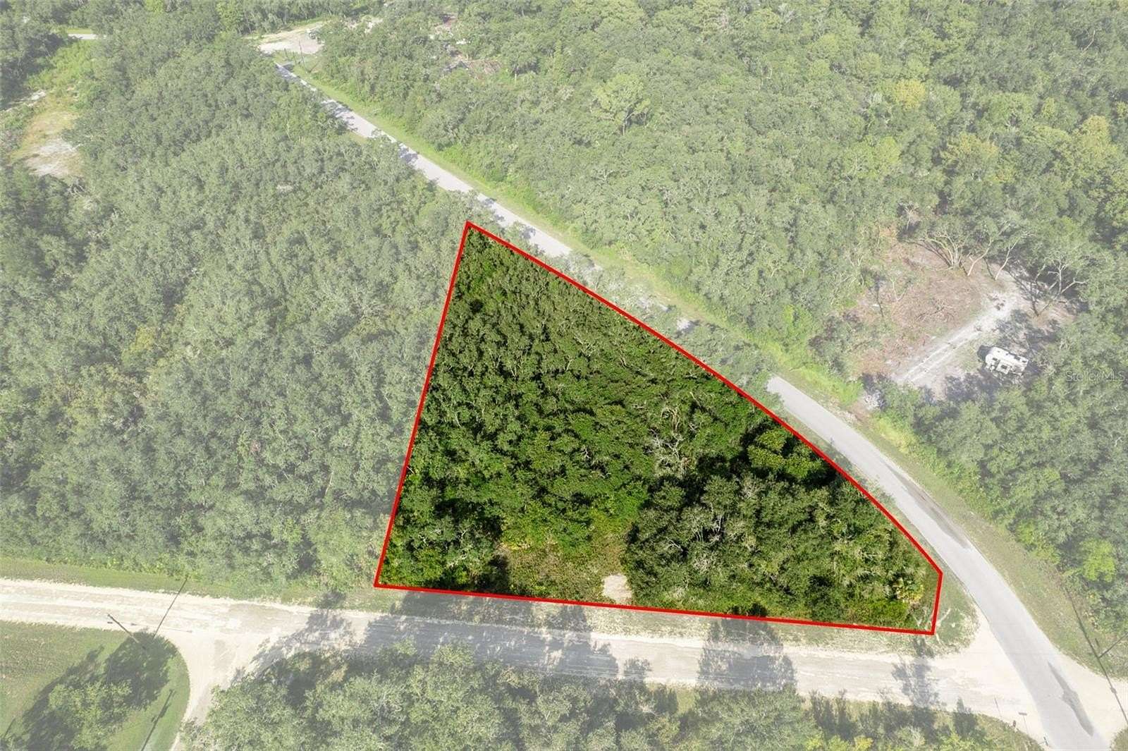 0.9 Acres of Residential Land for Sale in Webster, Florida
