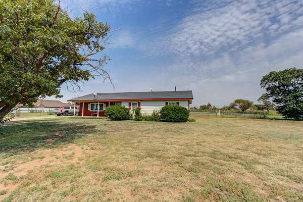 2.18 Acres of Residential Land with Home for Sale in Lubbock, Texas