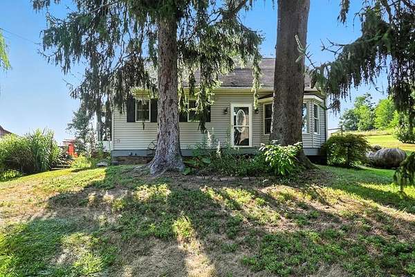 4 Acres of Residential Land with Home for Sale in Gambier, Ohio