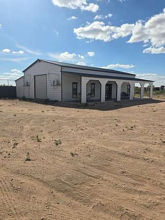 2 Acres of Improved Commercial Land for Sale in Midland, Texas